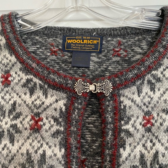 Vintage Woolrich clasp sweater. Clasps to the bottom. Great condition - Picture 2 of 11